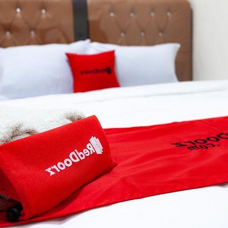 Reddoorz Near Yuki Simpang Raya Mall Medan 2 Екстер'єр фото