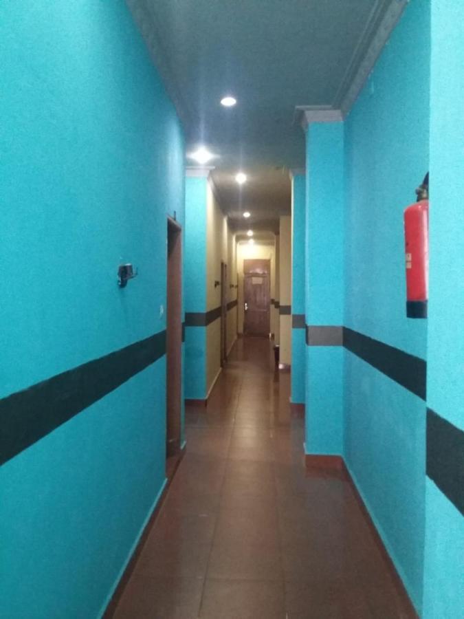 Reddoorz Near Yuki Simpang Raya Mall Medan 2 Екстер'єр фото
